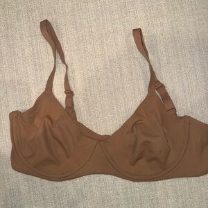 SKIMS Fits Everybody Unlined Demi Bra